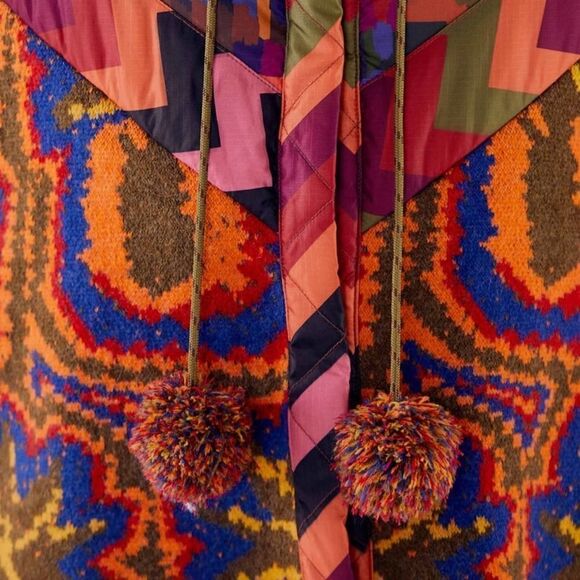 Revolve Farm Rio Anthropologie Pineapple Tapestry Puffer Poncho - Picture 11 of 15